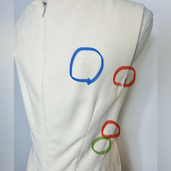 CH CAROLINA HERRERA
Bateau Neckline Knee-Length Dress - Picture 11 of 16